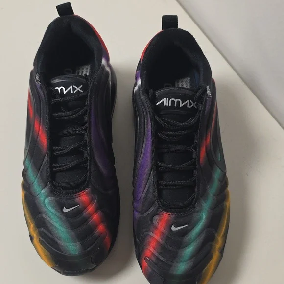 Nike AirMax Sneakers - Picture 2 of 6